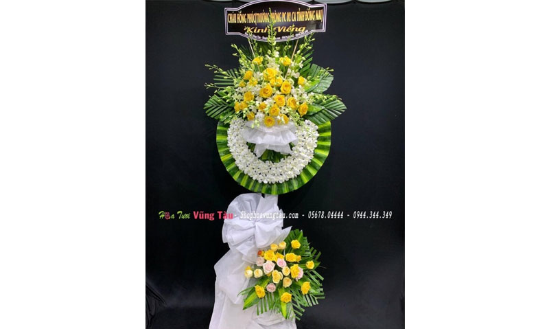 Mẫu kệ hoa phối sắc trắng – vàng trang nhã