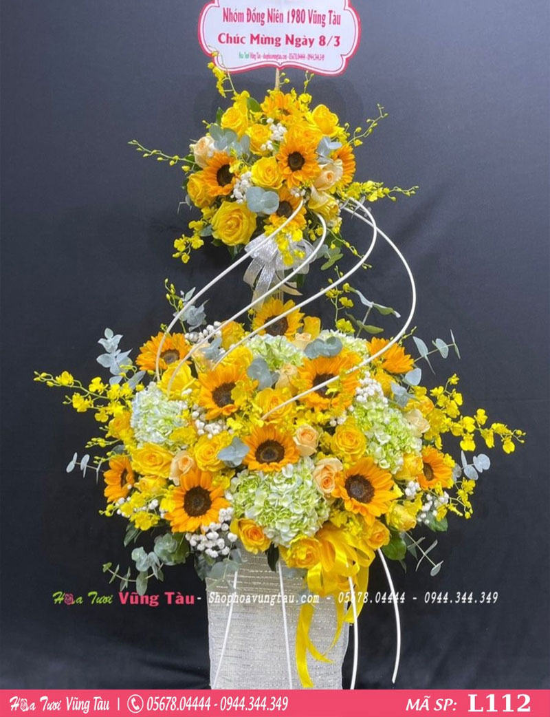 Hình ảnh giỏ hoa 20/10 đẹp, sang trọng