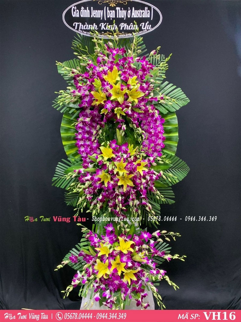Viết lên băng rôn hoa viếng, vòng hoa đám tang